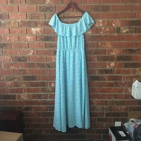 Francesca’s Blue Floral Off the Shoulder Maxi Dress - Picture 5 of 7